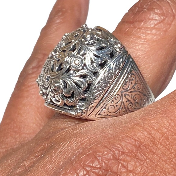 Konstantino .925 Sterling Silver Domed Face with Etched Scroll Designs Ring - Picture 2 of 16